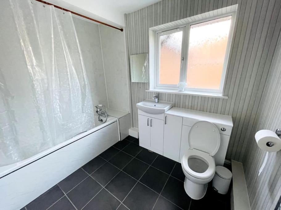 5-Bedroom Cottage In Healing, Grimsby Ngoại thất bức ảnh